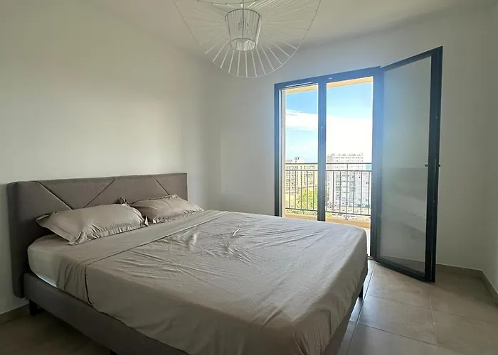 Miramare Апартаменты